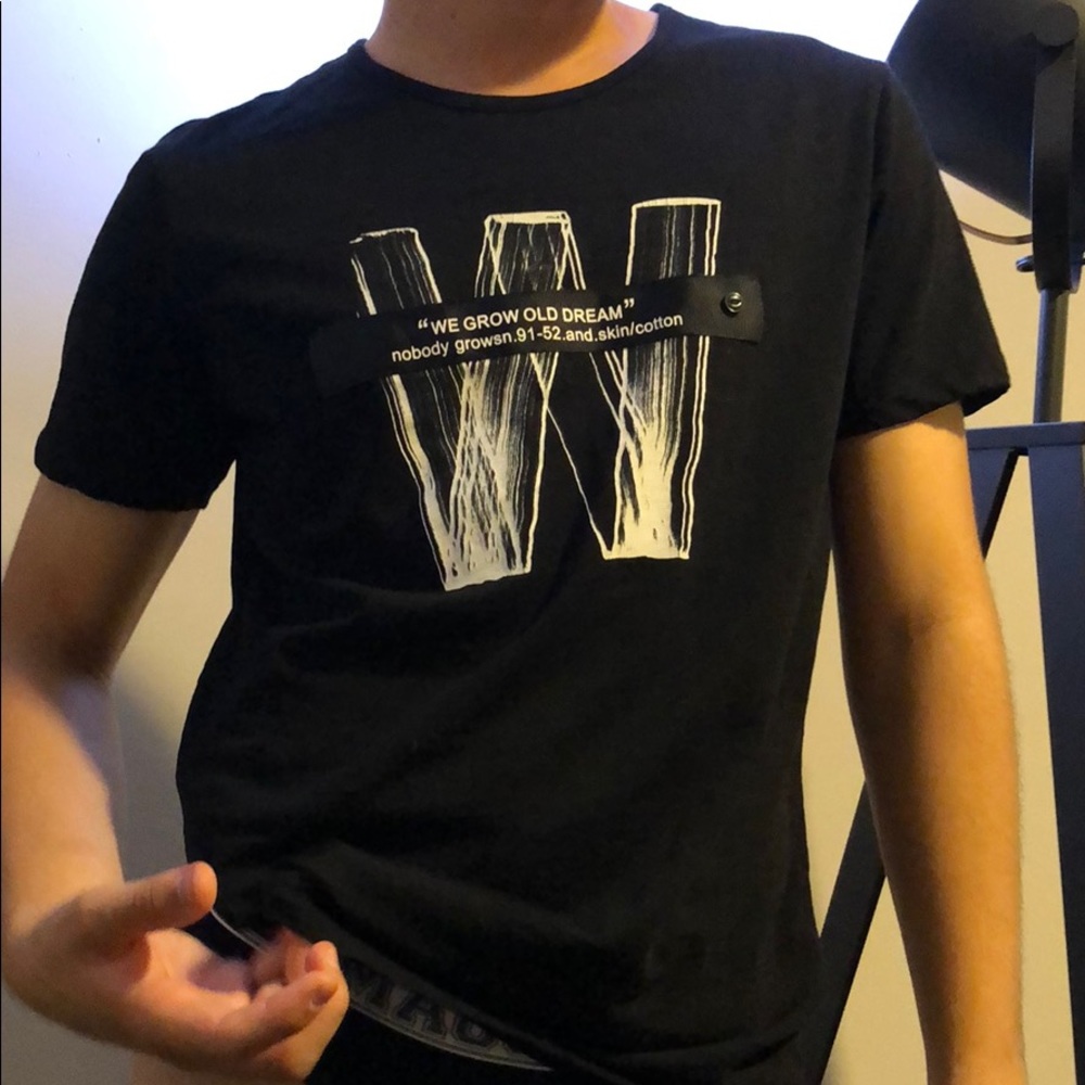 T-shirt